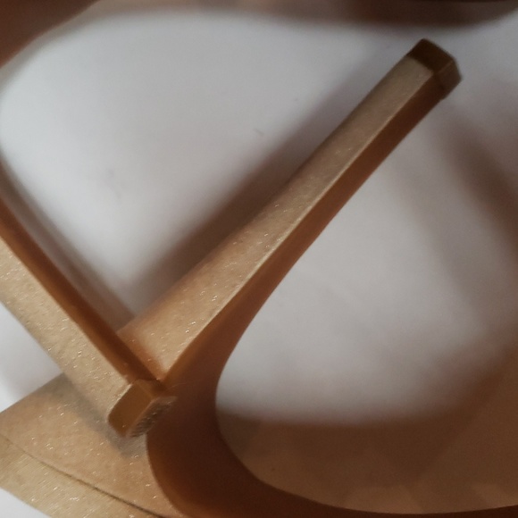 Gianni Bini Gold Platform Heels - Picture 4 of 7